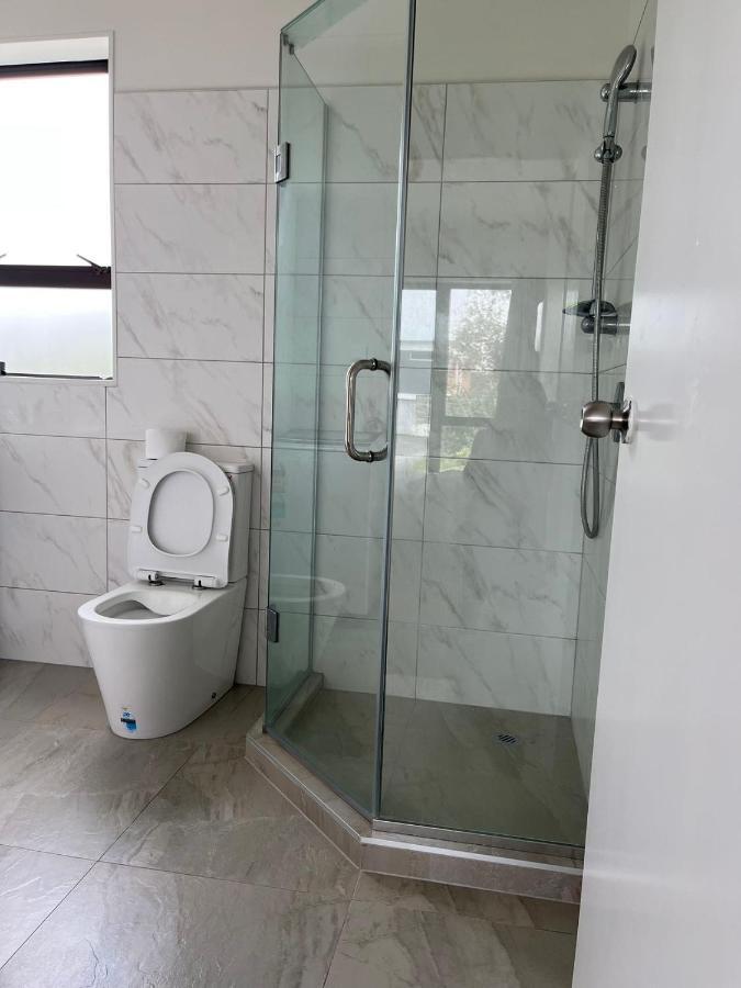 Totara Vale, Free Coffee, Parking And Wifi, Near Glenfield Mall And Highway 18,1 Auckland Esterno foto